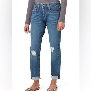 Levi's Signature Gold Medium Wash Distressed Mid-Rise Boyfriend Jeans in Size 24